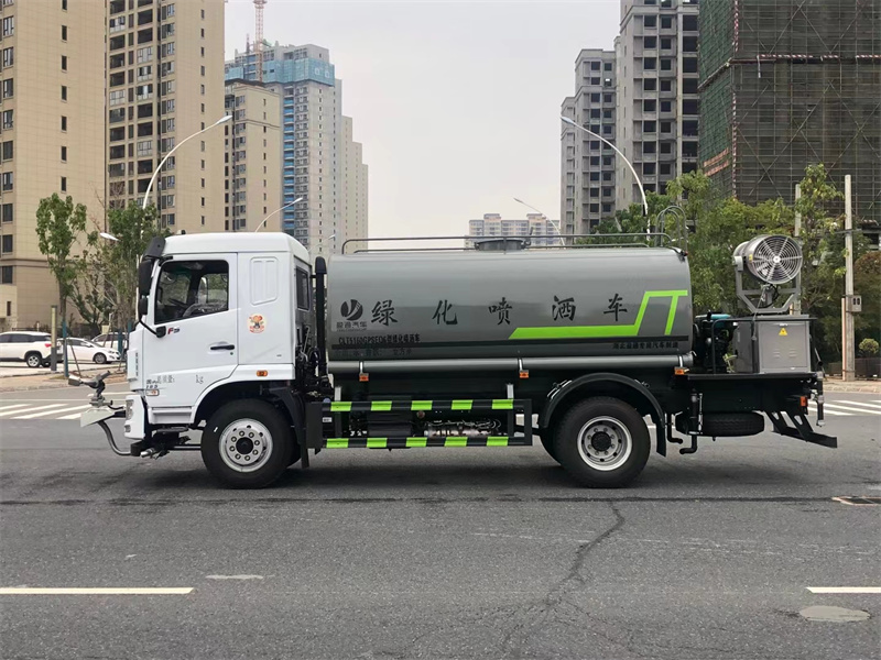12吨抑尘洒水车 12吨抑尘洒水车