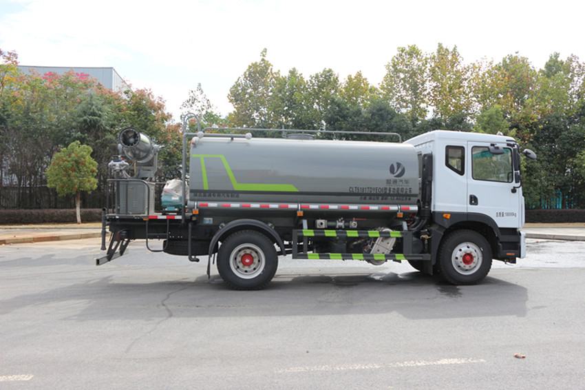 京牌洒水车 京牌洒水车