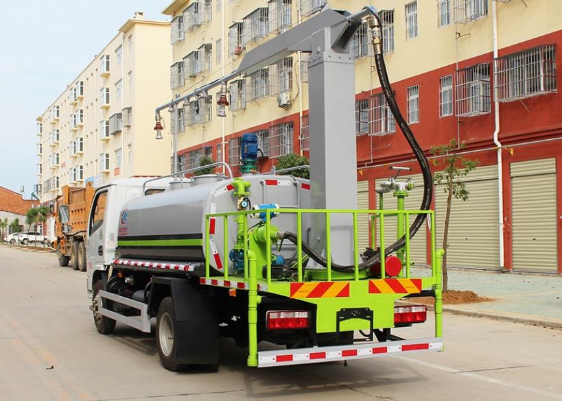 8吨铁路多功能抑尘车 8吨铁路多功能抑尘车