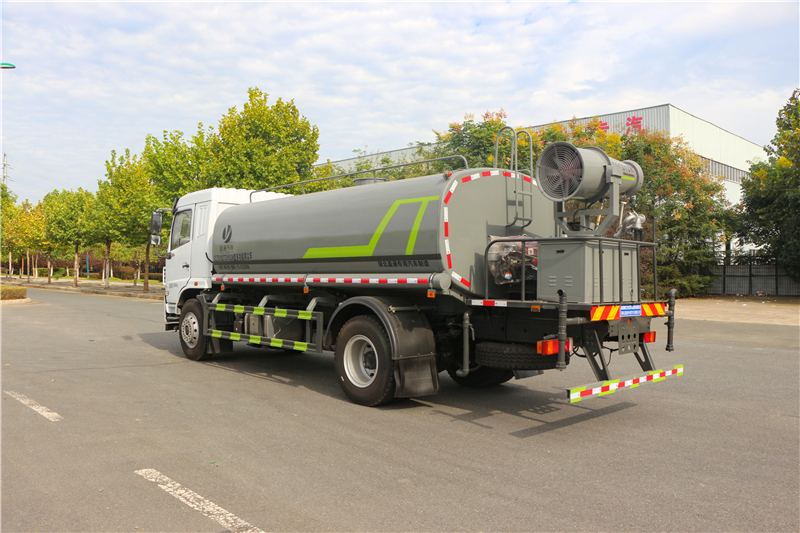 东风华神F5洒水车 东风华神F5洒水车