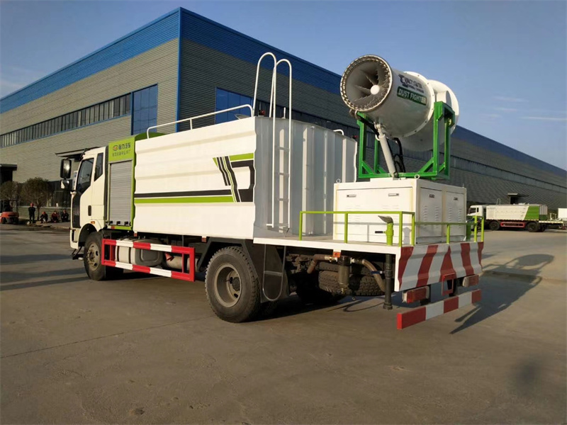 12吨解放雾炮车图片 12吨解放雾炮车图片