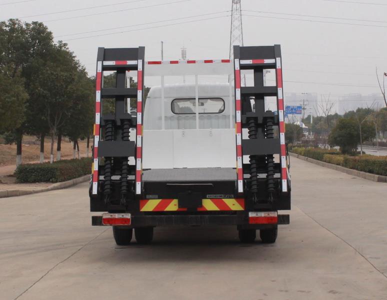 ������EQ5145TPB8CDCAC��ƽ�����䳵