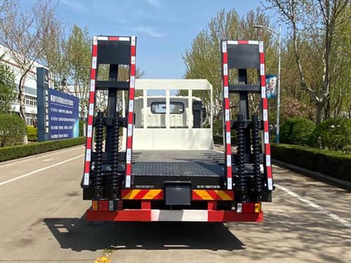 ������BJ5164TPBHPDD-01��ƽ�����䳵