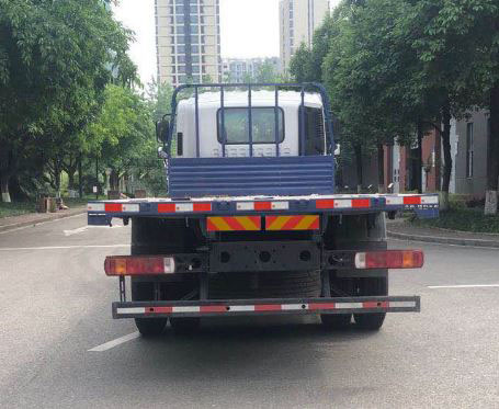 ������BJ5186TPBJPHK-AD1��ƽ�����䳵