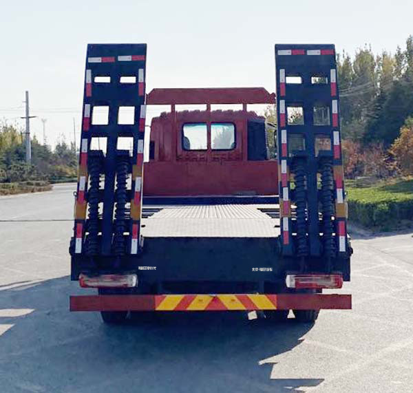 ������BJ5254TPBNPFE-01��ƽ�����䳵