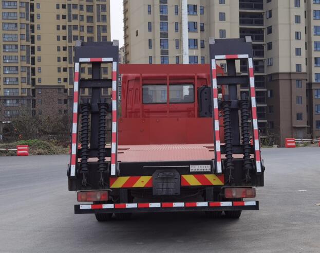 ������DFV5183TPBGP6D��ƽ�����䳵