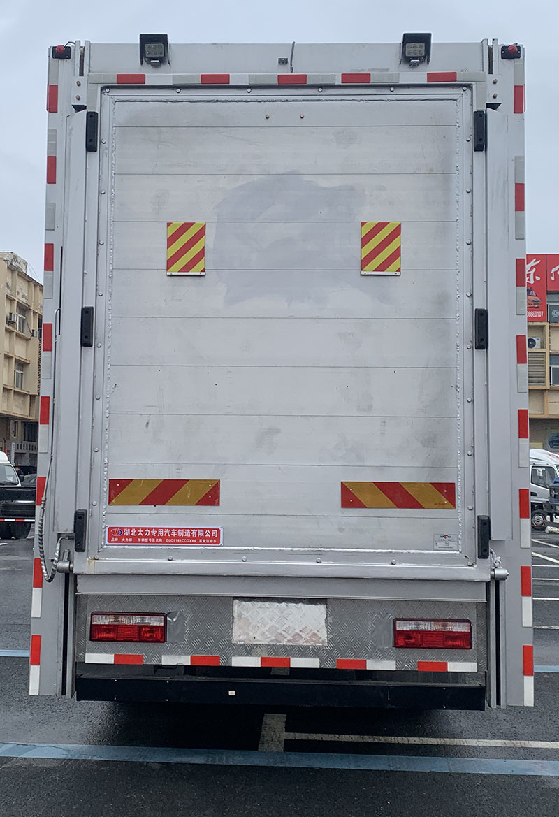 ������DLQ5181CCQXK6���������䳵