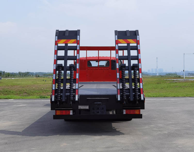 ������EQ5246TPBL6D11��ƽ�����䳵