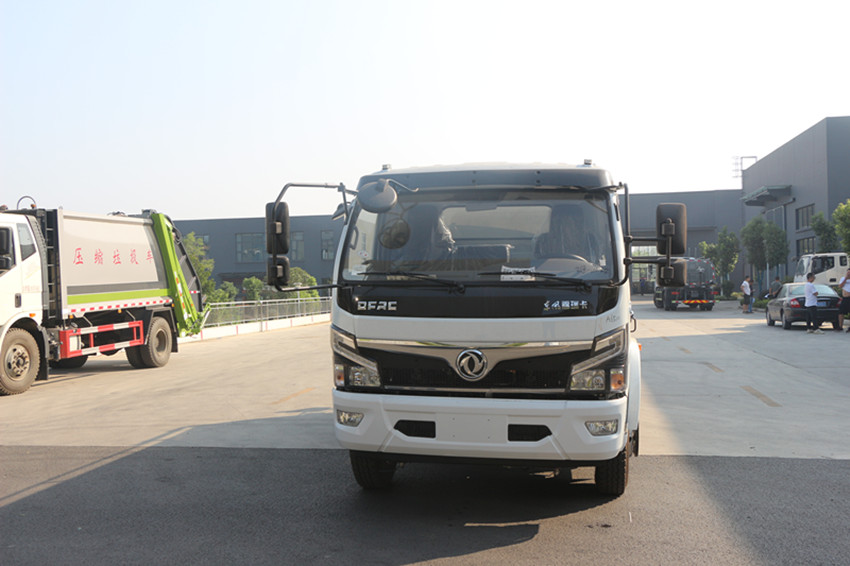 东风5方洒水车,9.2方洒水车-东风洒水车生产厂家 东风5方洒水车,9.2方洒水车-东风洒水车生产厂家