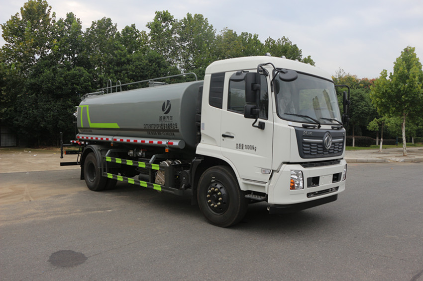 15吨洒水车 15吨洒水车