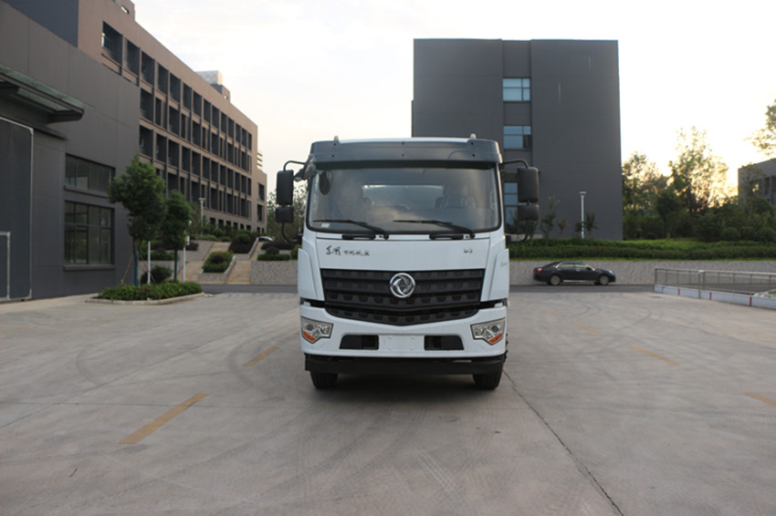 20吨洒水车 20吨洒水车