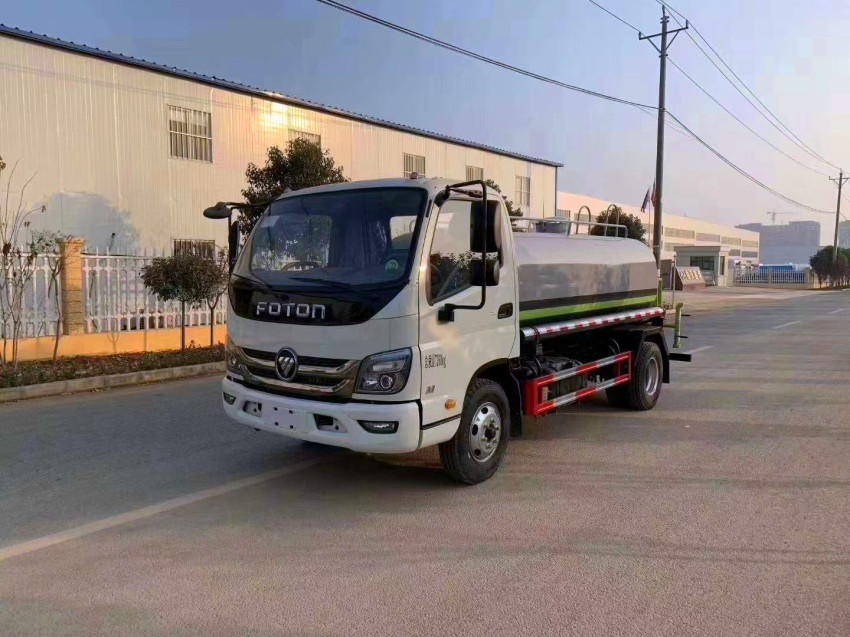 小型洒水车 小型洒水车