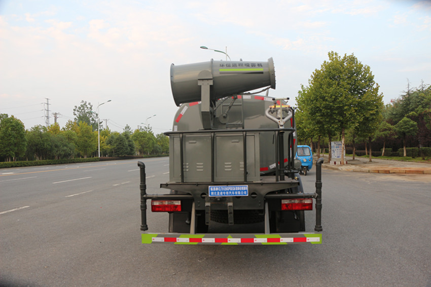 公路工程洒水车 公路工程洒水车