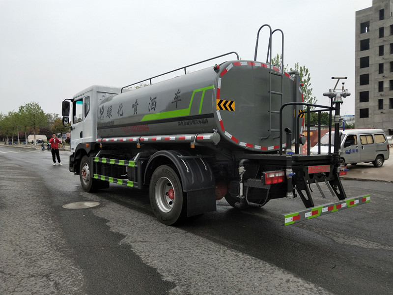 环保洒水车 环保洒水车