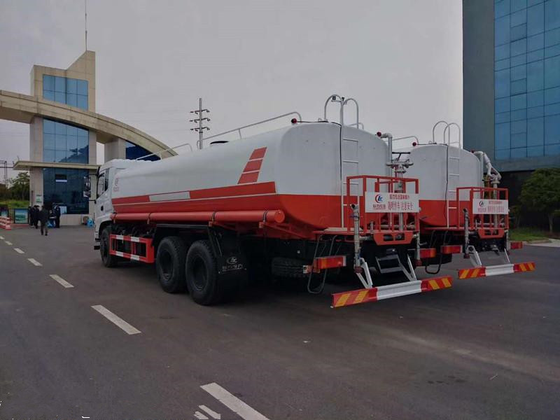20吨洒水车 20吨洒水车