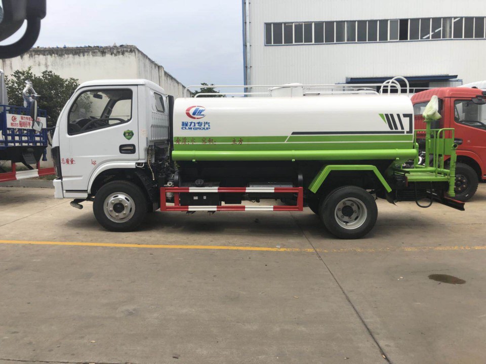 洒水车洒一次水多少钱-洒水车生产厂家-湖北程力 洒水车洒一次水多少钱-洒水车生产厂家-湖北程力