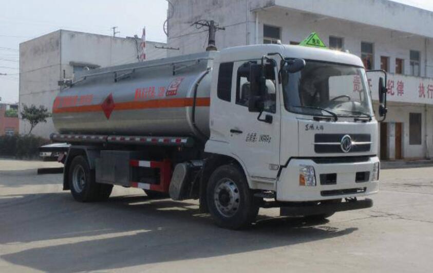 ��ʨ��SLS5181GYYD6�����ͳ�