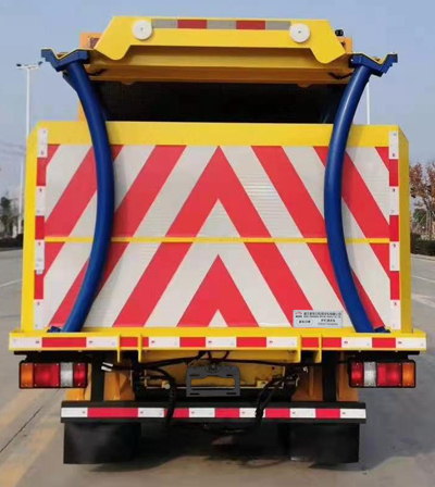 �¶�����YZR5040TFZJ6�ͷ�ײ���峵