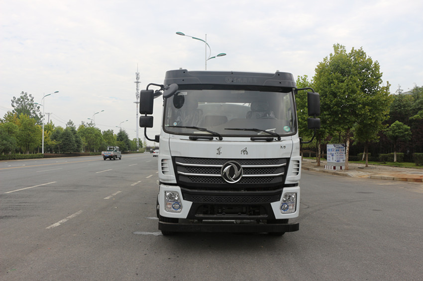 东风T5洒水车20方