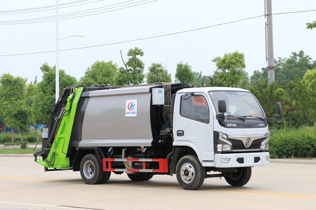 小福瑞卡压缩垃圾车