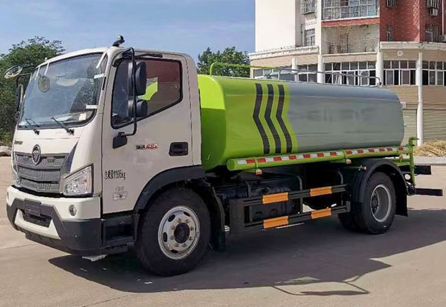 福田瑞沃9吨洒水车图片