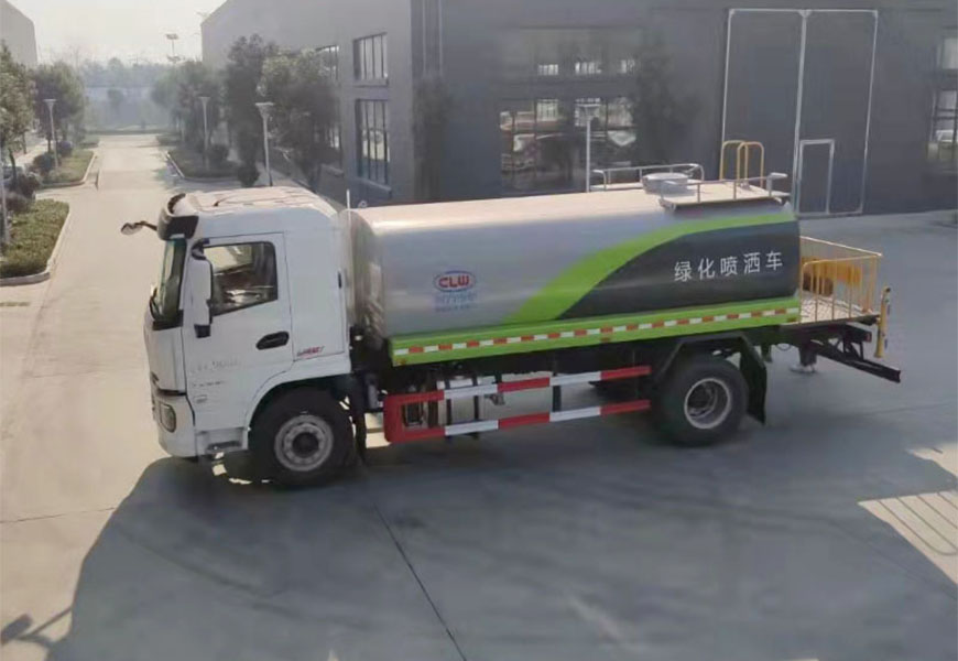 15方陕汽轩德翼6国六洒水车