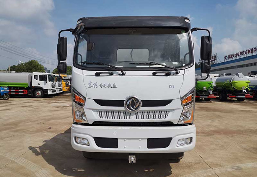 东风专底12吨D1洒水车