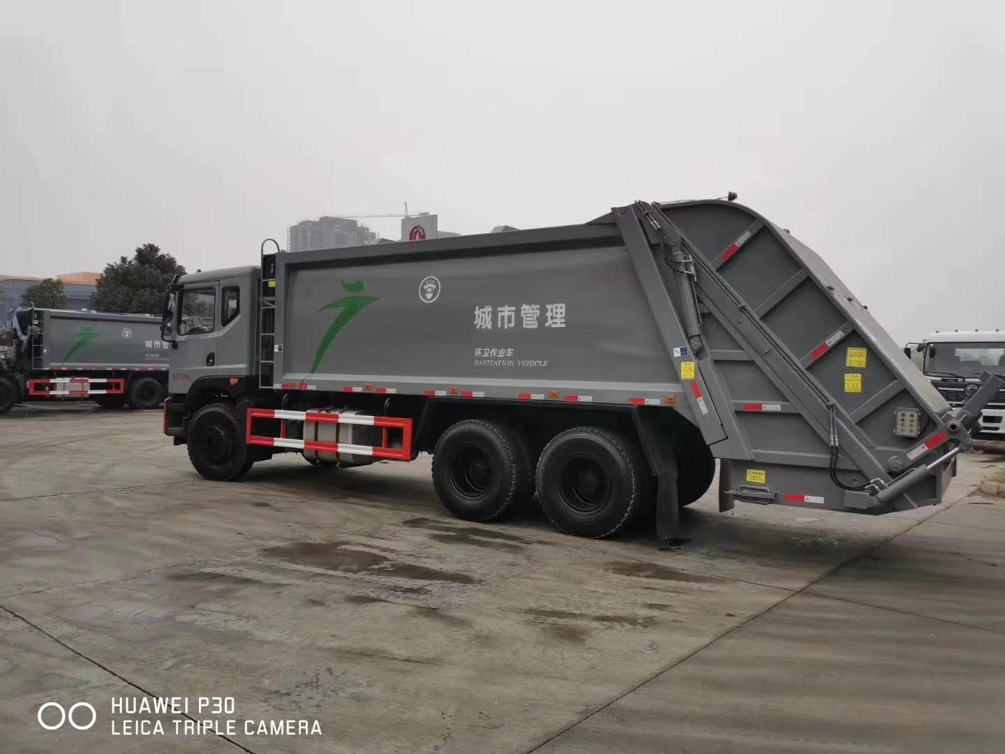 压缩垃圾车图片 压缩垃圾车图片